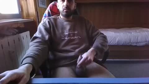 Axel online show from 12-28-24, 01:28