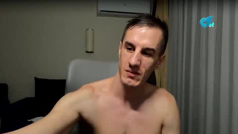 Axl online show from 02-17-26, 03:25