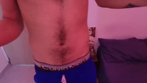 AXXXEL online show from 10-17-25, 08:44