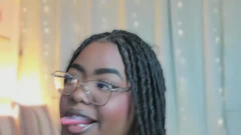 Snapshot of ayanaa_ebony_ chatting on 05-18-26, 11:16 Ayana online show from 05-18-26, 11:16