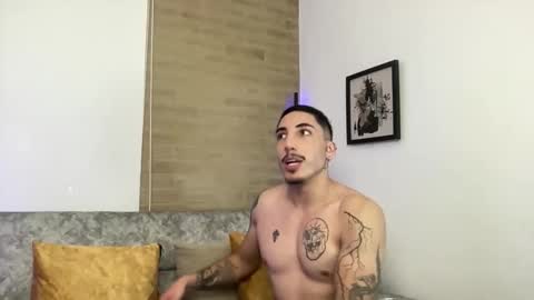 AYDAN STIVEN OF AYDANSTIVEN online show from 11-22-25, 12:31