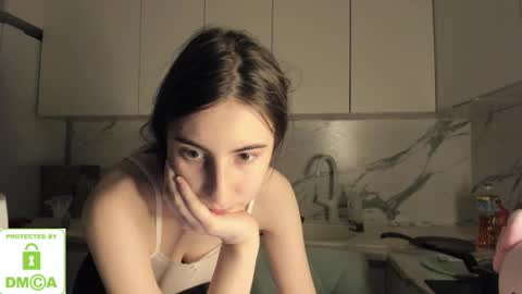 Ayesha online show from 01-11-26, 02:33