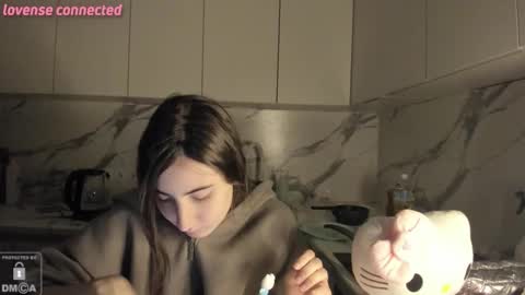 Ayesha online show from 01-16-26, 06:56