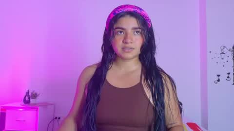 Snapshot of ayheleen_sexygirl3 chatting on 07-20-26, 08:11 Mariana online show from 07-20-26, 08:11