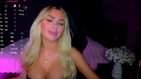 Snapshot of ayla_demir chatting on 06-13-26, 08:07 Ayla Demir online show from 06-13-26, 08:07