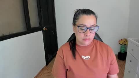SandyMODELINDEPENDIENT online show from 10-22-25, 12:44