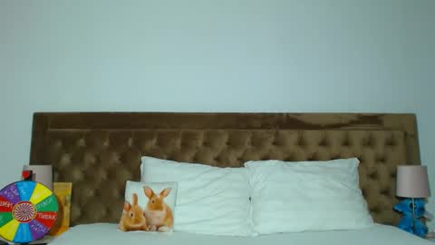 Aylin online show from 01-14-26, 04:51