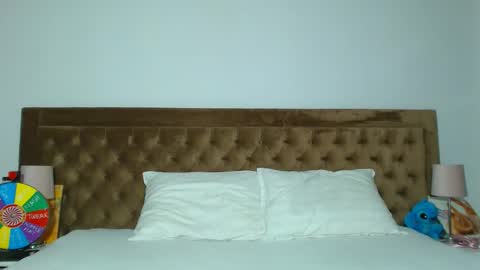 Aylin online show from 01-17-26, 04:17