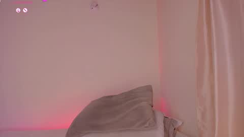 Snapshot of aylinz chatting on 01-04-25, 05:05 Alish online show from 01-04-25, 05:05