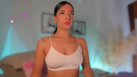 Snapshot of aylinz chatting on 04-19-26, 05:07 Alish online show from 04-19-26, 05:07