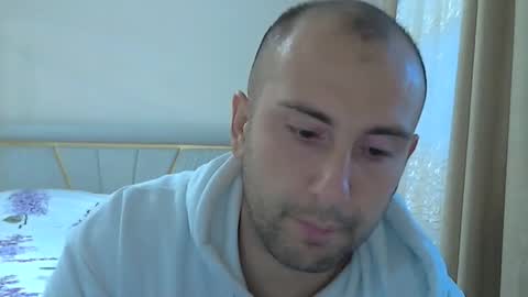 Snapshot of aymax95 chatting on 10-19-25, 03:23 AYBOY online show from 10-19-25, 03:23