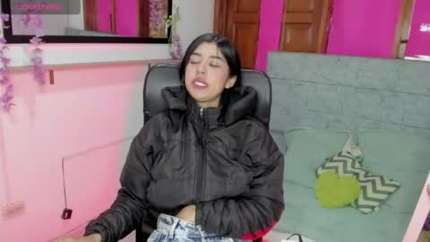Snapshot of aysha_winxs chatting on 06-05-26, 06:52 Aysha online show from 06-05-26, 06:52