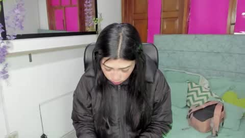 Snapshot of aysha_winxs chatting on 06-10-26, 03:29 Aysha online show from 06-10-26, 03:29