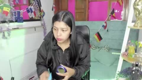 Snapshot of aysha_winxs chatting on 06-19-26, 03:22 Aysha online show from 06-19-26, 03:22