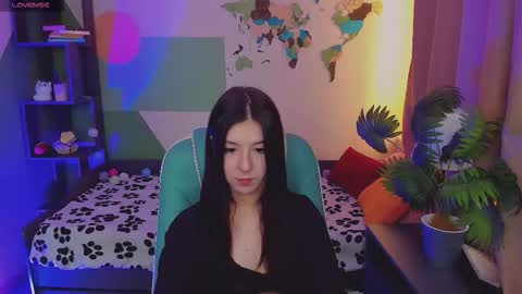 Snapshot of azaliya_haze chatting on 10-17-25, 05:21 Azaliya online show from 10-17-25, 05:21