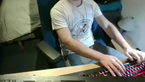 Snapshot of azdert2100 chatting on 11-09-25, 05:22 azdert online show from 11-09-25, 05:22