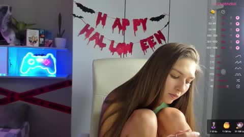 Sofia online show from 10-28-25, 02:42