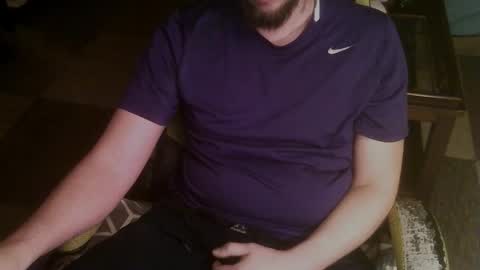 Snapshot of azinn chatting on 11-28-25, 10:56 Zin online show from 11-28-25, 10:56