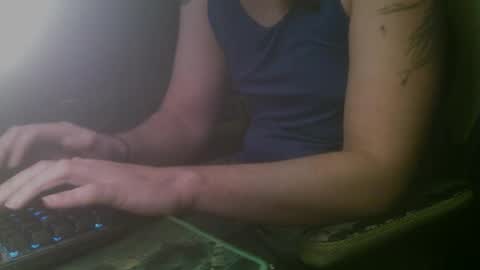 Snapshot of azinn chatting on 12-03-25, 07:12 Zin online show from 12-03-25, 07:12