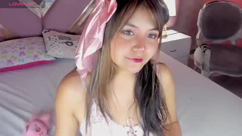 Snapshot of azuldeville chatting on 09-27-25, 01:38 Azul Deville online show from 09-27-25, 01:38
