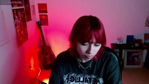 Snapshot of azumi_07 chatting on 12-09-24, 03:50 Alisson online show from 12-09-24, 03:50