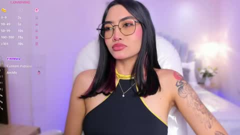 Snapshot of azurakindong chatting on 05-08-26, 07:41 Azura online show from 05-08-26, 07:41