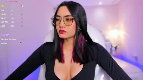 Snapshot of azurakindong chatting on 05-14-26, 07:42 Azura online show from 05-14-26, 07:42