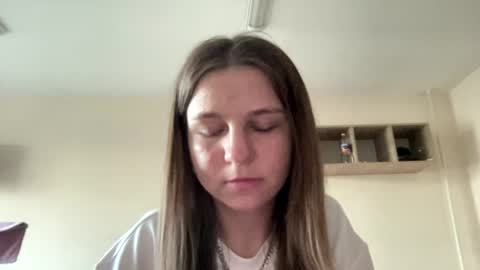 Niki online show from 06-15-26, 05:26