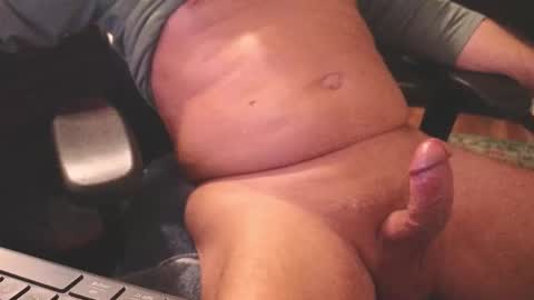 Snapshot of azzman54 chatting on 12-22-25, 08:50 Bobby Latte online show from 12-22-25, 08:50