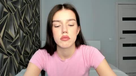 Monica online show from 04-16-26, 08:37