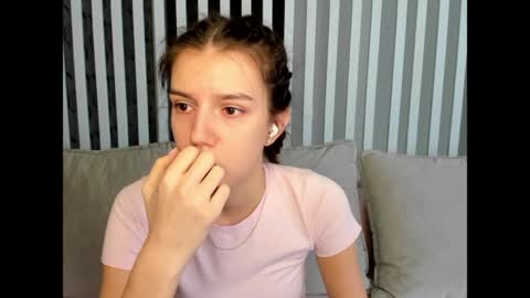 Monica online show from 05-12-26, 03:03