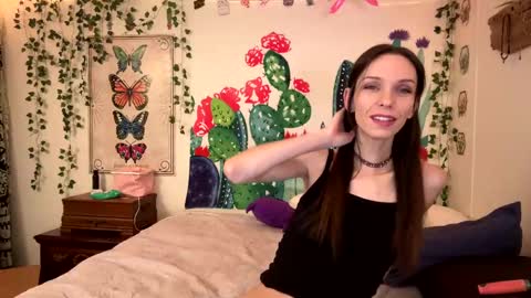 Fern Browning online show from 12-07-24, 03:04