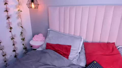 baby__kitty_ online show from 11-05-25, 09:59