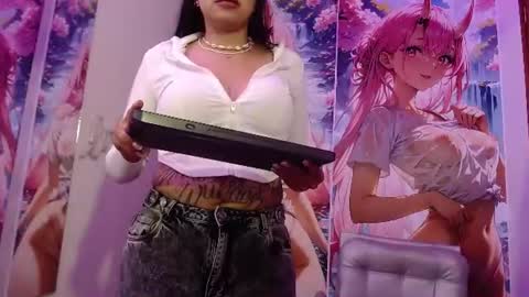 Snapshot of baby_boo666 chatting on 07-12-26, 01:40 Baby online show from 07-12-26, 01:40