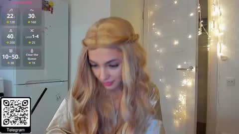 Elizabeth online show from 12-18-25, 01:17