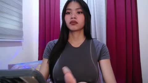 Snapshot of baby_love143 chatting on 07-07-26, 10:58 sky online show from 07-07-26, 10:58