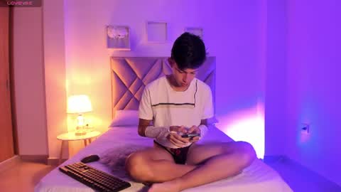 Snapshot of baby_noaht chatting on 06-13-26, 02:48 baby_noaht online show from 06-13-26, 02:48