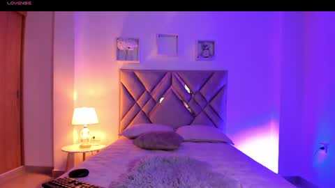 baby_noaht online show from 06-20-26, 04:21