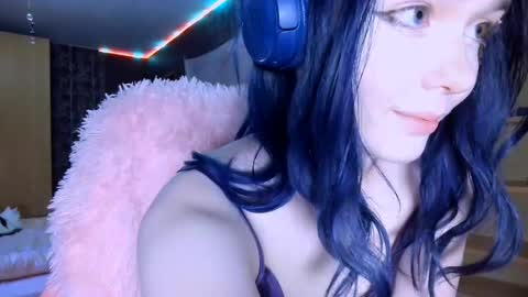 Snapshot of baby_onface chatting on 05-30-26, 06:27 Alice online show from 05-30-26, 06:27