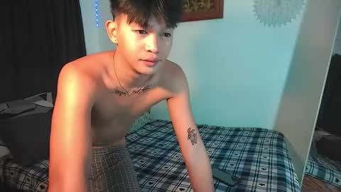 Snapshot of baby_simph chatting on 11-13-25, 04:33 Josh online show from 11-13-25, 04:33