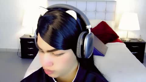 KENDALL online show from 10-02-25, 07:21
