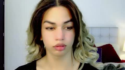 KENDALL online show from 10-15-25, 07:41