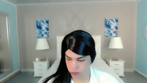 KENDALL online show from 10-18-25, 07:14