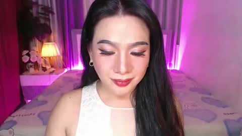 Snapshot of babyamandaxx chatting on 05-11-26, 06:38 AMANDA online show from 05-11-26, 06:38