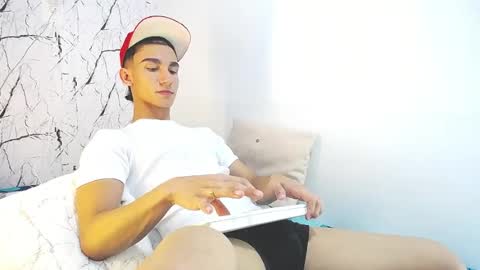 ANDY online show from 04-15-26, 11:27