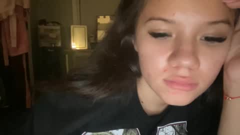 Snapshot of babyaves chatting on 05-21-26, 06:09 babyaves online show from 05-21-26, 06:09