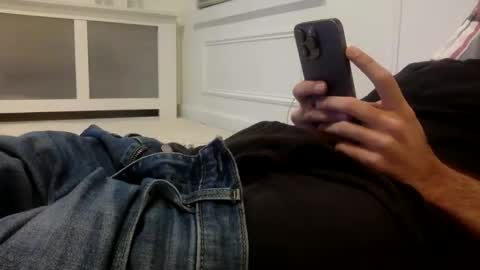 Snapshot of babyboii42o chatting on 10-31-25, 10:55 babyboii42o online show from 10-31-25, 10:55