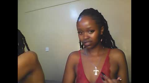 Snapshot of babybrown20 chatting on 05-25-26, 04:29 babybrown online show from 05-25-26, 04:29