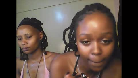 Snapshot of babybrown20 chatting on 05-27-26, 03:58 babybrown online show from 05-27-26, 03:58