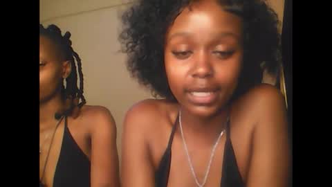 Snapshot of babybrown20 chatting on 06-02-26, 04:36 babybrown online show from 06-02-26, 04:36